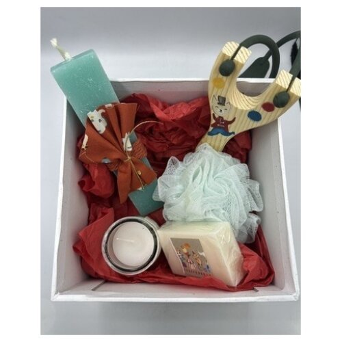 ΛΑΜΠΑΔΑ ΣΕ ΚΟΥΤΙ ΜΕ ΣΤΕΚΑ ΚΑΙ ΑΡΩΜΑΤΙΚΟ ΣΑΠΟΥΝΙ